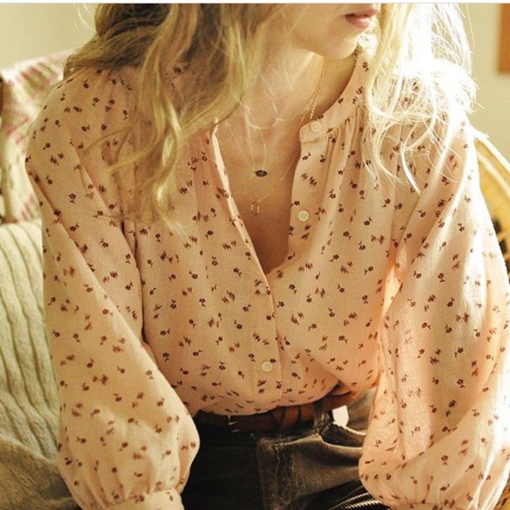 ISO!! Anyone have this delicate floral peasant top